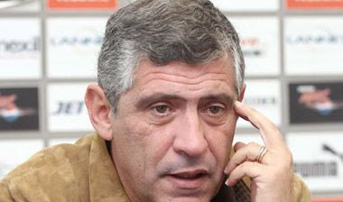 Σάντος: “Οχι στην εξαπάτηση και στην σπατάλη”