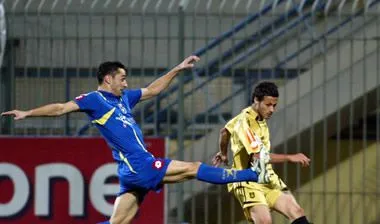 Κάλβο: “Δυναμή μας ο κόσμος”