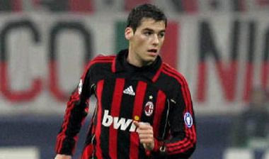 Μπερλουσκόνι: “Ο Γκουρκουφ είναι ο νέος Ζιντάν”