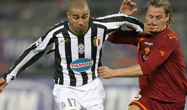 Τρεζεγκέ: “Ας μην ονειρευόμαστε τίτλους”