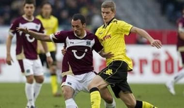 11η αγ.:Προελαύνει η Ντόρτμουντ, “βλέπουν σεντόνι” Γκέκας και Άιντραχτ (vid)