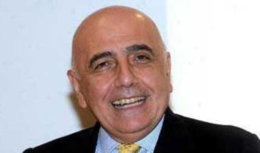 Γκαλιάνι: “Καλύτερα να σφυρίζουν ξένοι διαιτητές”