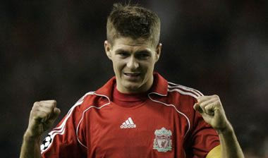 Τζέραρντ: “Θέλουμε υποστήριξη και όχι γκρίνια”