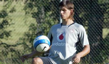 Στη Λέστερ ο Λάτσκο