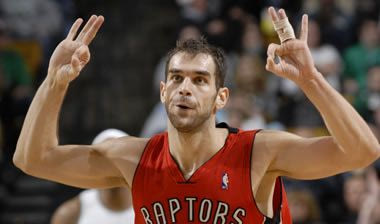Τρίποντη εκτέλεση των Celtics από τους Raptors μέσα στη Βοστώνη