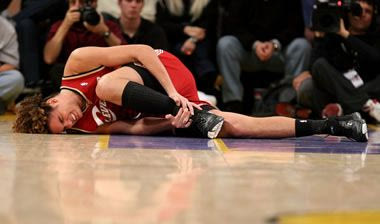 Τραυματίας ο Varejao