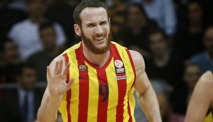 Εκλεισε στη Γαλατασαράι ο Χουέρτας