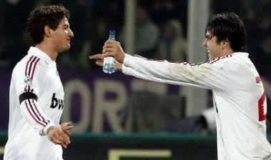 Παίζουν με Αρσεναλ Πάτο, Κακά