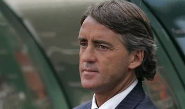 Ο Μαντσίνι δικαιολογεί τους διαιτητές