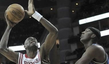 Απτόητοι διευρύνουν τα σερί τους Rockets και Lakers