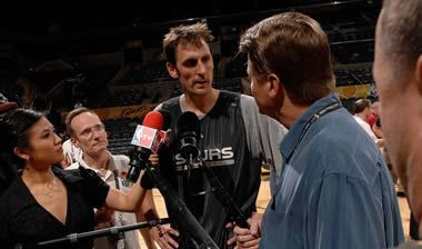 Επέστρεψε στους Spurs ο Barry