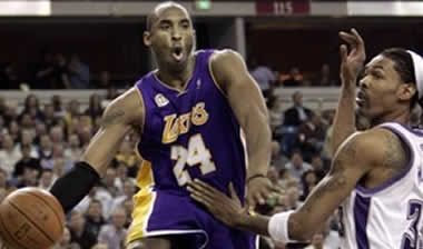 Εδεσε το δίδυμο στους Lakers