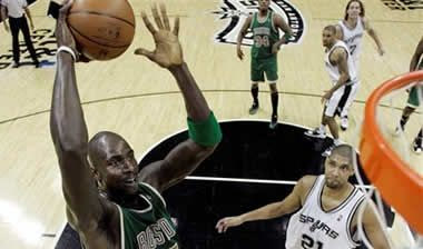 Οι Celtics άλωσαν το San Antonio