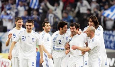 Η κριτική των Ελλήνων διεθνών