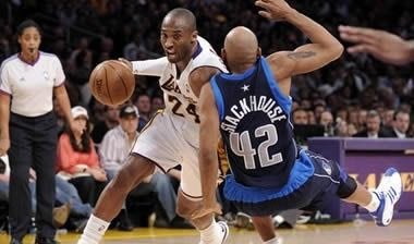 Οδοστρωτήρας Kobe ισοπέδωσε τους Mavericks
