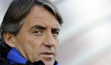 Μήνυση σε οπαδούς από Μαντσίνι