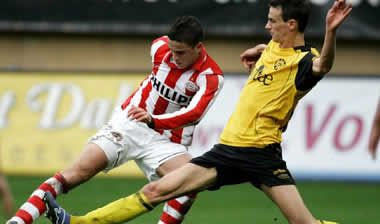 29η αγ.: Χάνει έδαφος η Αϊντχόφεν