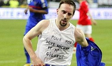 Το περίεργο μήνυμα του Ριμπερί