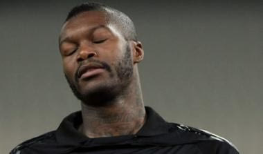 Σκέψεις αποχώρησης από τον Σισέ