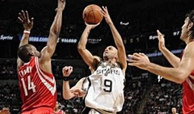 Διευρύνεται το σερί νικών των Spurs