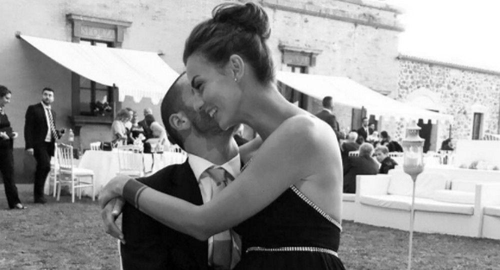 Την “έπεσαν” στη σύζυγο του Μπονούτσι