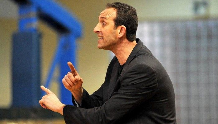 Ο Χουγκάζ πήρε τα ηνία από τον Αλεξανδρή στον Πανιώνιο