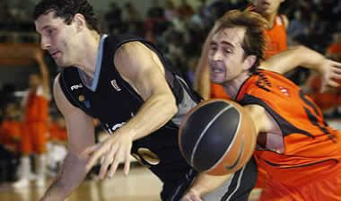 Ηγέτης της Κάχα ο Κακιούζης, στο χείλος του γκρεμού η Εστουδιάντες