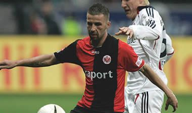 Δεν αφήνει τον Κέλερ να φύγει η Άιντραχτ