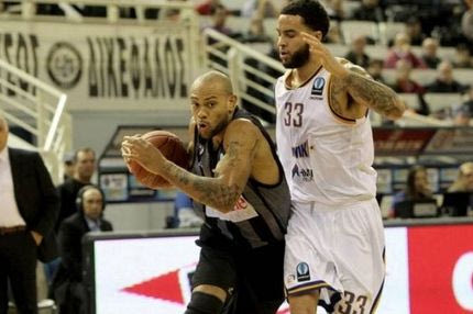 Ζεστό χειροκρότημα παρά την ήττα (VIDEO)