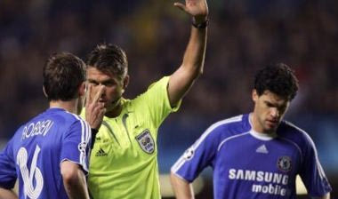 Μπενίτεθ: “Περίεργες οι διαιτησίες του Ροζέτι”