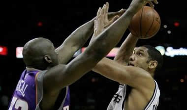 Πάρτι των Suns μέσα στο San Antonio