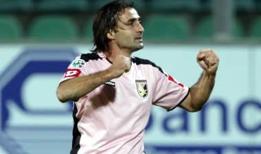 Ανανέωσε ο Τεντέσκο