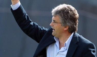 Τσιώλης: “Ματς γιορτή με Ολυμπιακό”