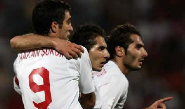 Τρία φιλικά ενόψει Euro έκλεισαν οι Τούρκοι