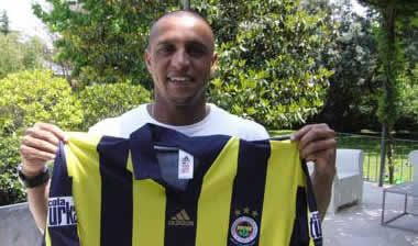 Κάρλος: “Άλλα 3 χρόνια και μετά προπονητής”