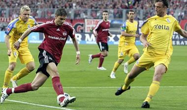 32η αγ.: Εκτός Τσάμπιονς Λιγκ το Αμβούργο, γκολ για Αμανατίδη, Χαριστέα