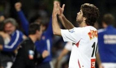 Παραμένει στη Λιόν ο Ζουνίνιο