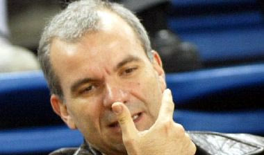 Λιανός: “Υποβαθμίζουν το επίπεδο”