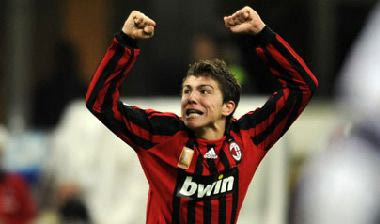 Δανεικός στη Ρετζίνα ο Παλόσκι