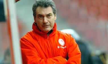 “Συγκεντρωθείτε και μην ξενυχτάτε”