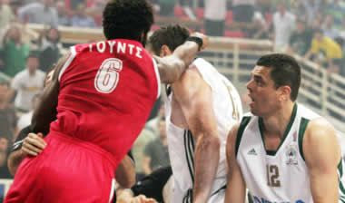 Γλίτωσαν με πρόστιμα οι “μποξέρ” του τρίτου τελικού