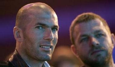 Οι Αγγλοι στέλνουν τον Ζιντάν στον πάγκο της ΚΠΡ