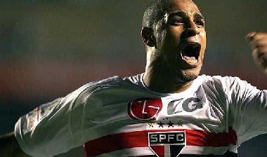 Επιστροφή Αντριάνο στην Ίντερ