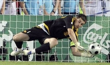 Ο San Casillas της Ισπανίας και της Ρεάλ (vids)