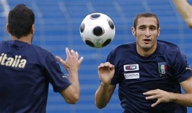 Κιελίνι: “Προβοκάτορας ο Ντομενέκ”