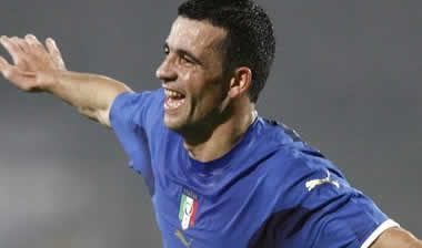 Ανανέωσε μέχρι το 2013 ο Ντι Νατάλε