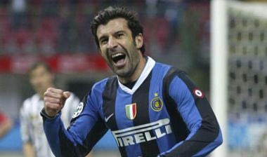 Αλλο ένα χρόνο στην Ιντερ ο Φίγκο