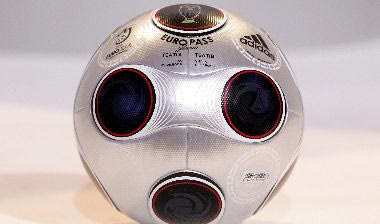 Συλλεκτική μπάλα για τον τελικό