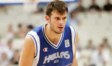 Συμφώνησε και επιστρέφει ο Φώτσης