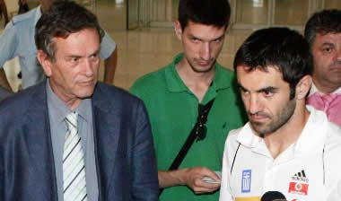 Επέστρεψε στη βάση της η Εθνική